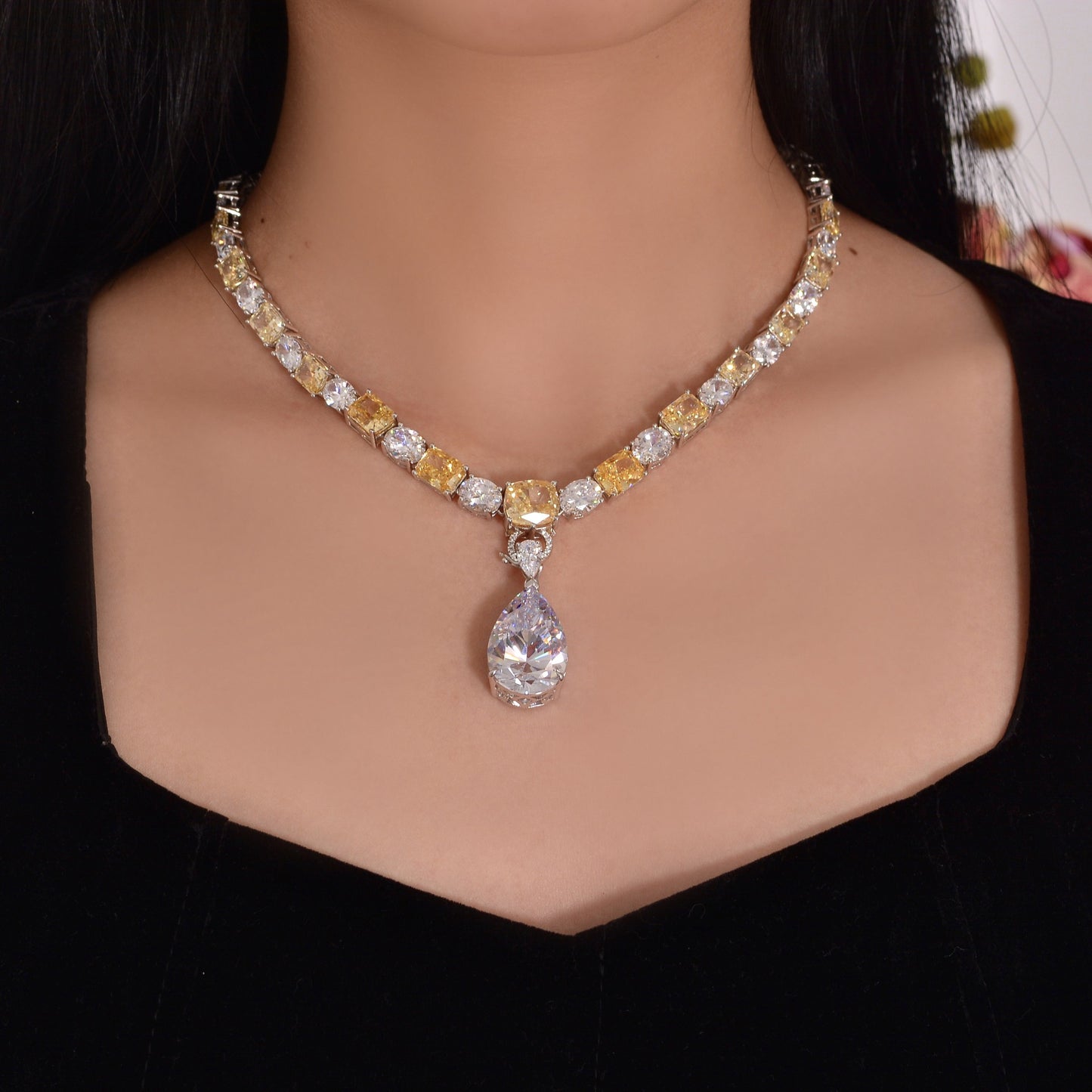 Women's 925 Silver 42 Carat Goose Yellow High-end Necklace