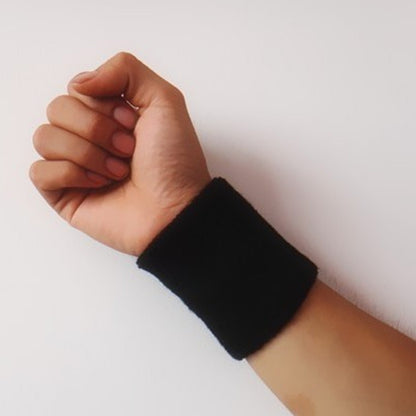 Fitness sweat-absorbent wristband